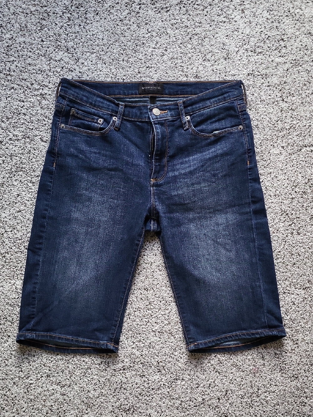 Banana Republic Factory Dark Indigo Clam Digger Shorts, Size 4